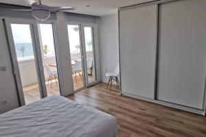 Lujoso apartamento en primera linea de playa