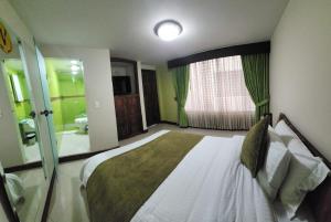 Apartahotel Vincent Suites