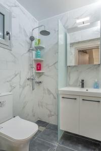 Studio Acropolis Star