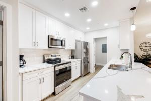 Placita Escondida #100