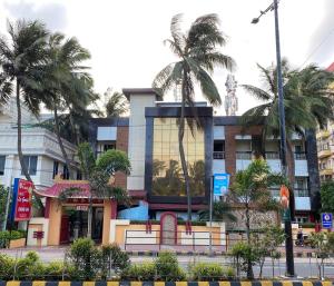 Hotel Lee Garden Near to Blue Flag Beach 500 Mtrs