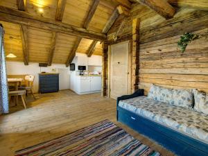 Chalet on Zettersfeld with Dolomite Views