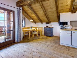 Chalet on Zettersfeld with Dolomites Views