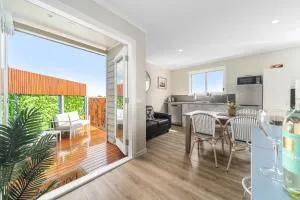 John's Place San Remo Studio Couples Surfers Pets - Newhaven