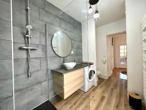 Homedésir - Le Marché Electrik Vernon-Giverny - Claude Monet - Downtown