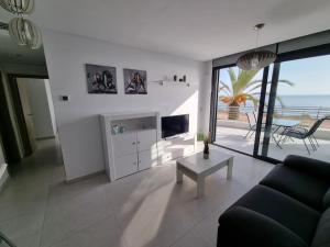 Apartment with magnificent seeview andluxury