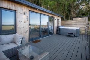 The Caswell bay hide out