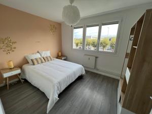 Appartements Appt 2 chambres proche gare fibre wifi : photos des chambres