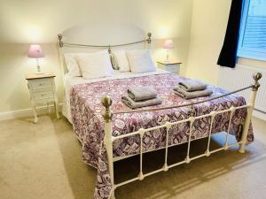 Lion Cottage, Broadway