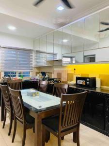The Green Semenyih Homestay Family Suites 11 PAX