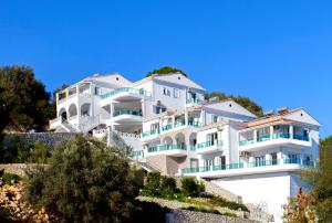 Panorama Ionian View