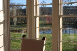St Marys Farmhouse - Traditional Country Farmhouse with Open Fire