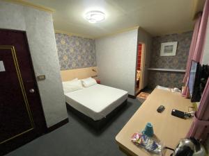 Phòng Giường Đôi Nhìn Ra Vườn (Double Room with Garden View)