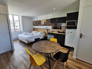 Appartements Malicorn' Appart-Hotel : photos des chambres