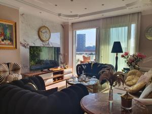 Top Luxury Tirana