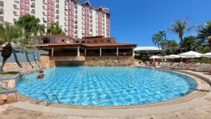 Condomínio HotSprings Hotel - Apartamento 1003