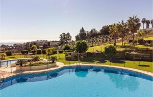 Gorgeous Apartment In Benalmádena