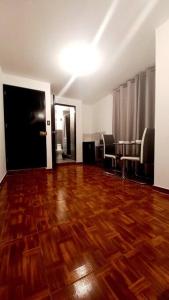 Gorgeous Private Studio LIMA-Own Bathroom-Near Airport