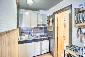 First-Floor Hunter Condo Less Than 1 Mi to Slopes!