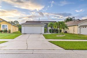 Kissimmee Sanctuary with Lanai and Pool Table!