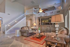 Hot Tub and Fire Pit Mtn-View Mesa Home!