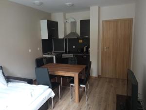 Apartment E23 Borovets Gardens