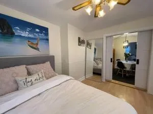 Little Yellow House In The Heart Of The Valley - Port Williams