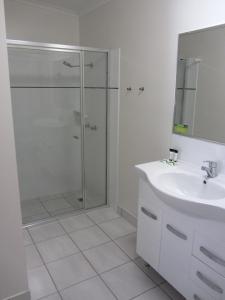Urangan Motor Inn