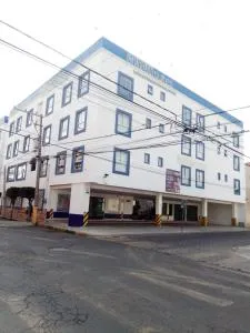 Hotel Urban Cholula - 乔卢拉