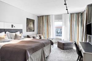 Business Twin Room with Sofa Bed room in Best Western Plus John Bauer Hotel