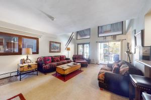 Lions Ridge Retreat