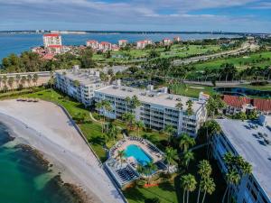 Bahia Vista Relaxing Island Life