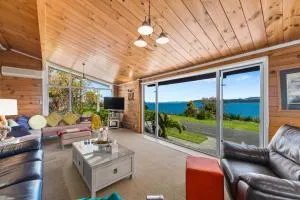 Barne the Bentley - Taupo Holiday Home - Waitahanui