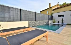 Maisons de vacances Stunning home in Montfavet with Outdoor swimming pool, 3 Bedrooms and WiFi : photos des chambres