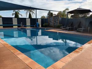 Grandeur Holiday Units