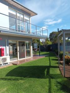 Grandeur Holiday Units