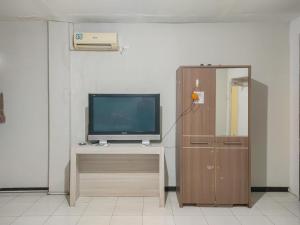 Yellow Sapphire RedPartner near Mayjend Sungkono