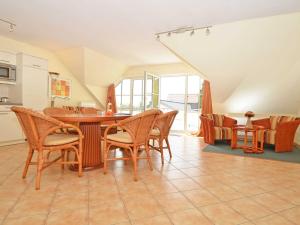 Villa Vilmblick - Wohnung 23 mit Meerblick-Balkon