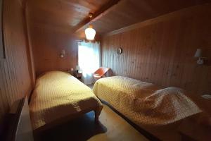 Chalets Chalet with Panoramic View and Sauna : photos des chambres