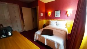 Hotels Hotel 1er Consul Rouen : photos des chambres