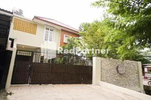 Fazza Syariah Mitra RedDoorz - Pulo Gadung