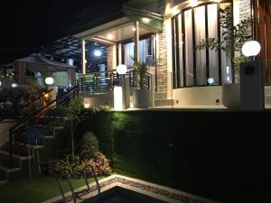 Palompon kalimba de luna Villa Inn