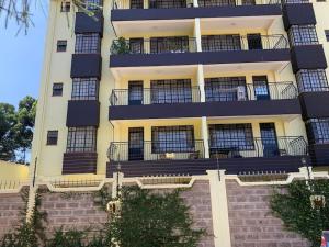 Cosy Westlands Apartment