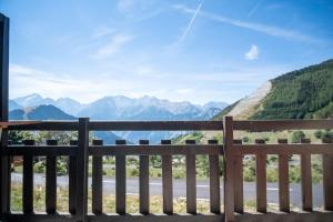 Appartements Studio with balcony and beautiful view - Alpe d'Huez - Welkeys : photos des chambres