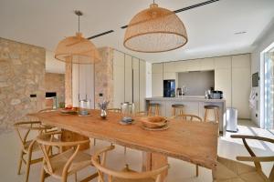 Contemporary Ibizan Villa Cala Conta Dream Short Walk To Beach San Jose