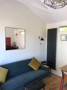 The Bay Cabin, secluded retreat Freshwater Bay