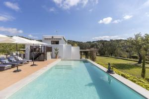 Ravishing Ibiza Villa Cel Blau 9 Bedrooms Private Pool & Beautiful