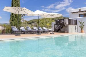 Ravishing Ibiza Villa Cel Blau 9 Bedrooms Private Pool & Beautiful