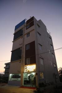 Hotel Bangalore Airport Inn, Near kempegowda Airport, Airport Pickup & Available 24X7