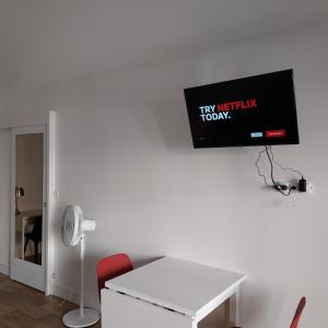 2 LYS Orleans Downtown, free secure parking
